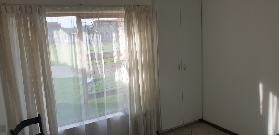 To Let 2 Bedroom Property for Rent in Kabega Park Eastern Cape